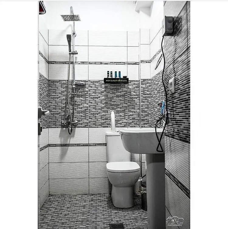 Bed & Breakfast Vila Leo Lux Korça