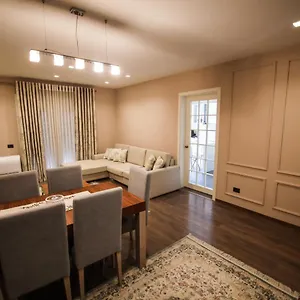 Rooftop Prive - Your Comfort Apartment